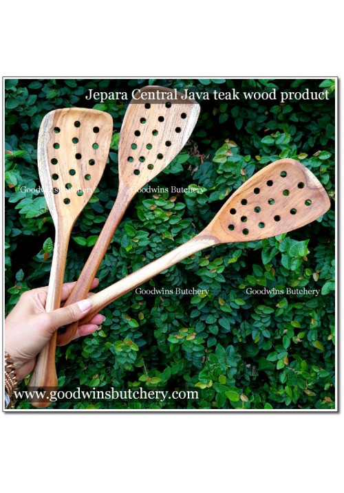 Jepara teakwood WOODEN SPATULA ANGLED RIGHT HANDED WITH HOLES sodet sutil kayu jati 35x9cm